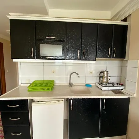 Проживание в семье Lapina & Restaurant Cebeci