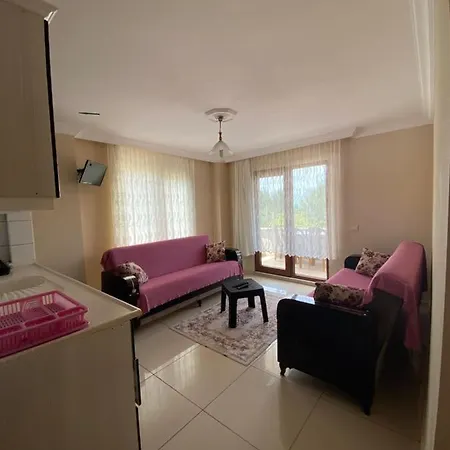 Lapina & Restaurant בית אירוח