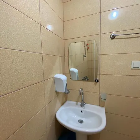 בית אירוח Lapina & Restaurant *