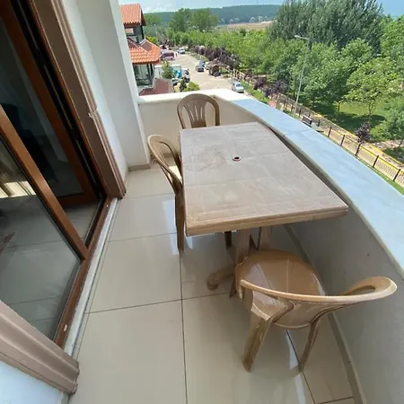 Lapina & Restaurant Cebeci