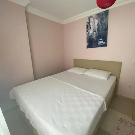 Lapina & Restaurant Homestay