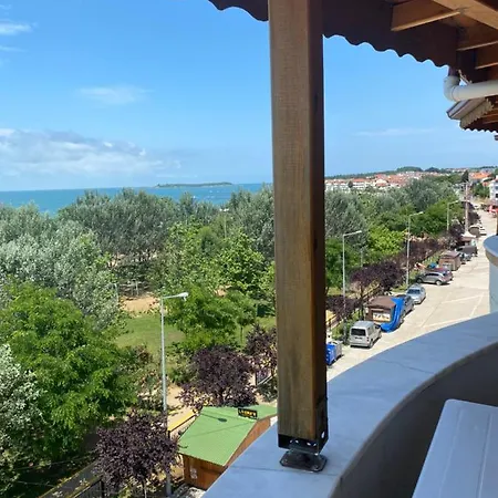 Lapina & Restaurant Homestay Cebeci