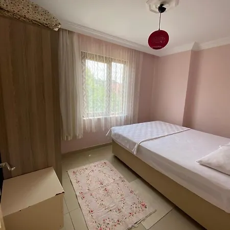 Проживание в семье Lapina & Restaurant Cebeci