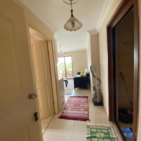 Lapina & Restaurant *