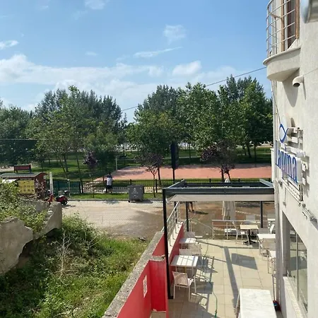 Homestay Lapina & Restaurant Cebeci