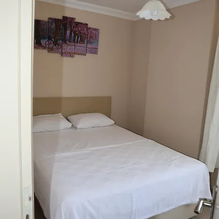 Lapina & Restaurant Homestay