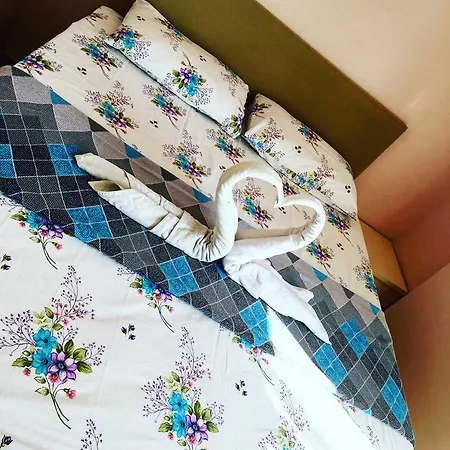 Проживание в семье Lapina & Restaurant